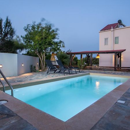 לקניה Verona Pool Villa מראה חיצוני תמונה